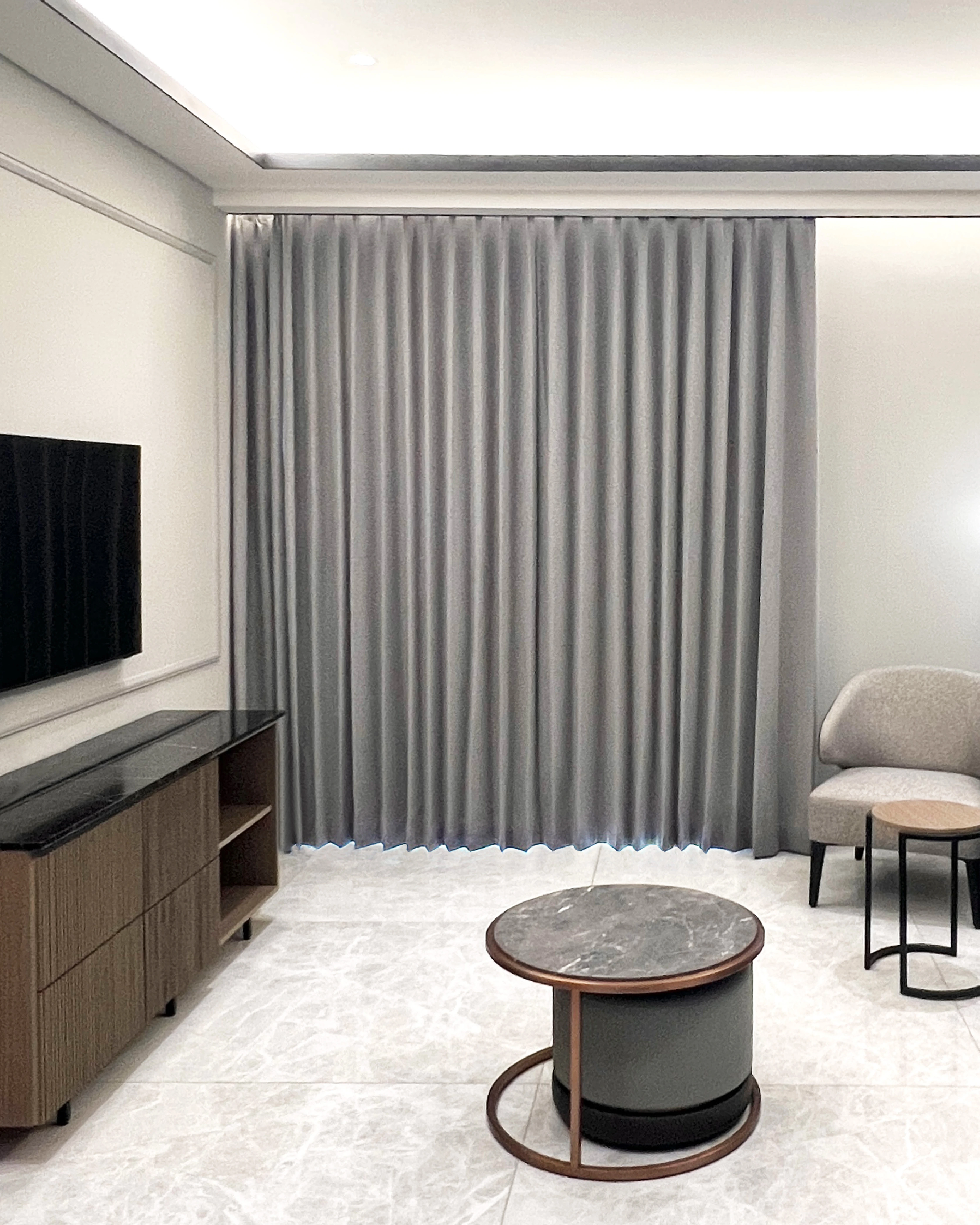THE STATURE HOTEL — 6