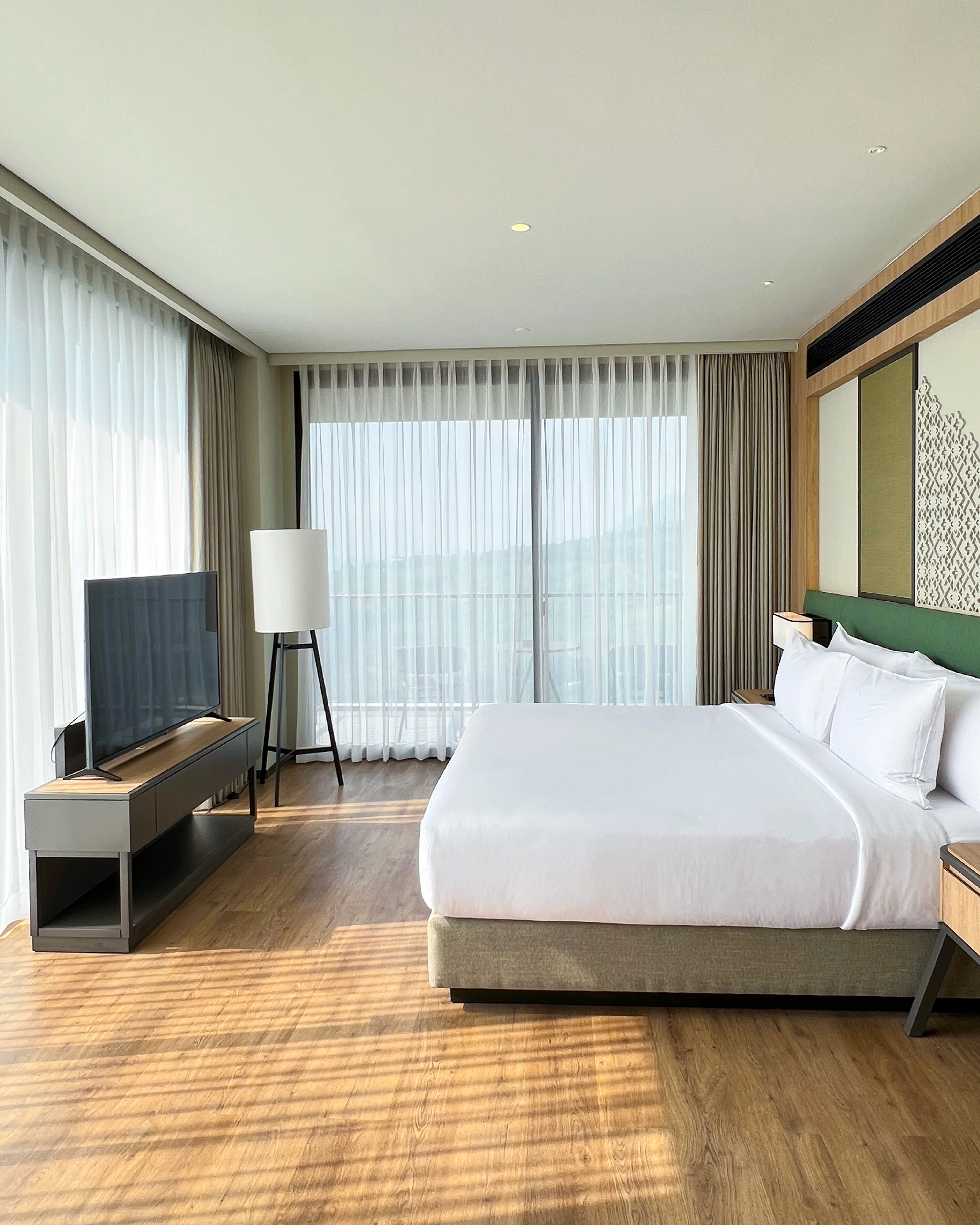 ROYAL TULIP RESORT & GOLF