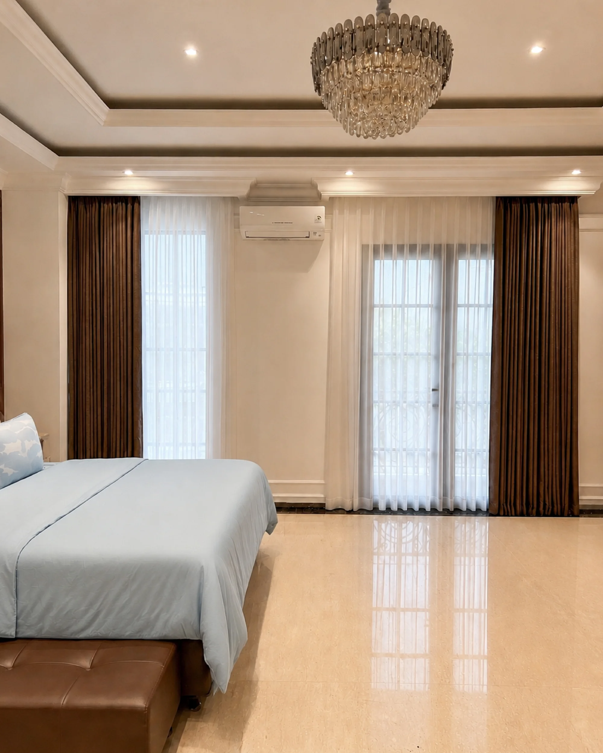 CLUSTER SHAPPIRE RESIDENCE — 1