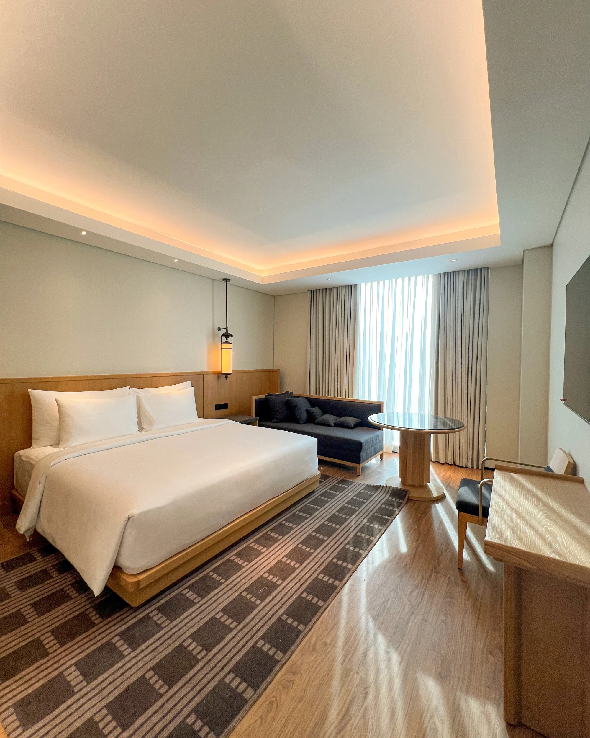 TENTREM HOTEL — 1