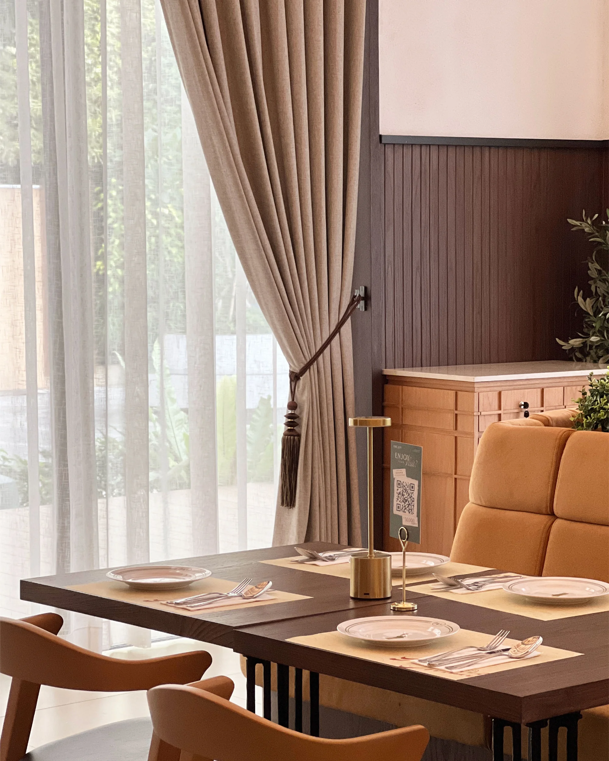 PARC & 9TH RESTAURANT — 5