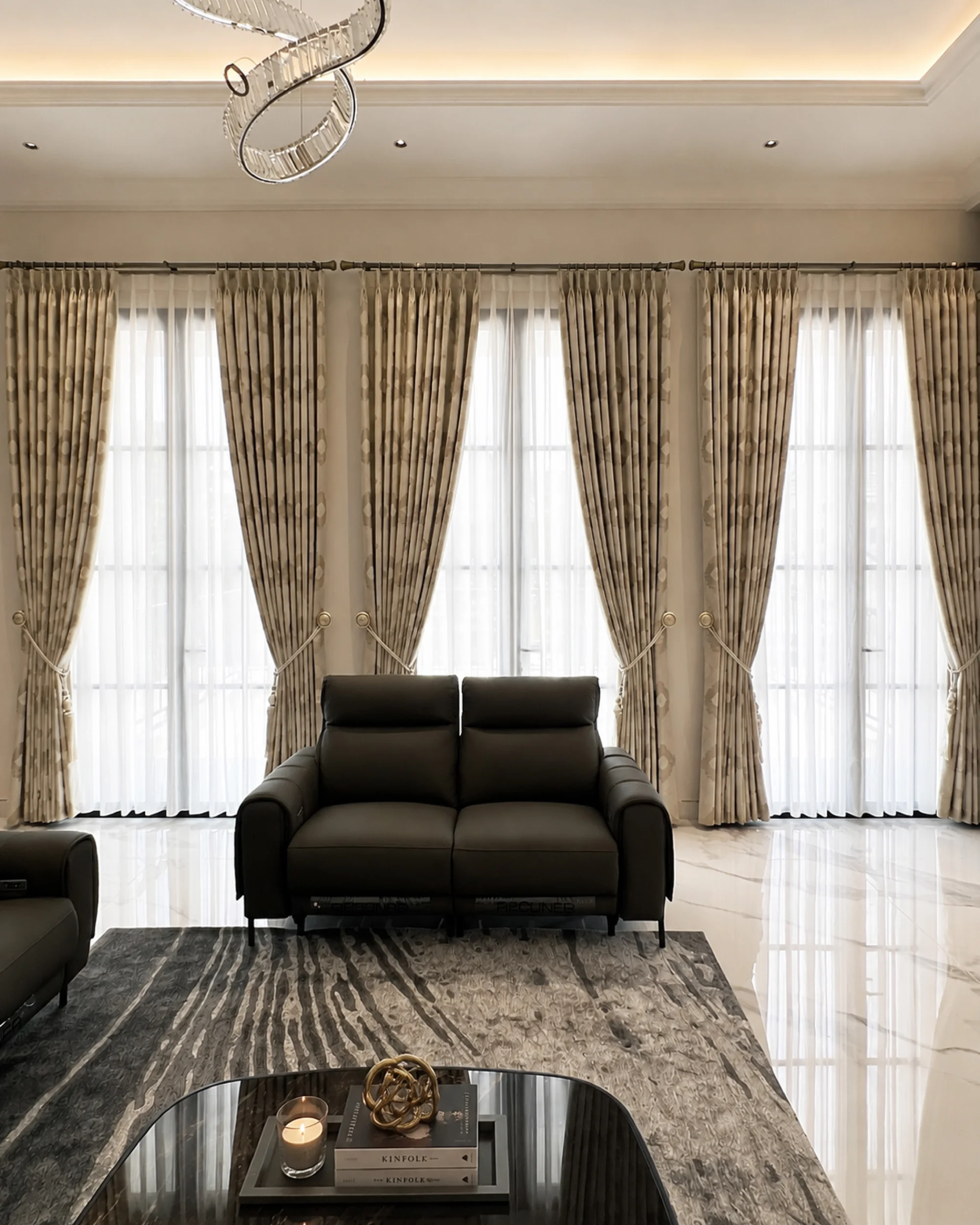 FLORIDA UTARA STREET RESIDENCE — 1