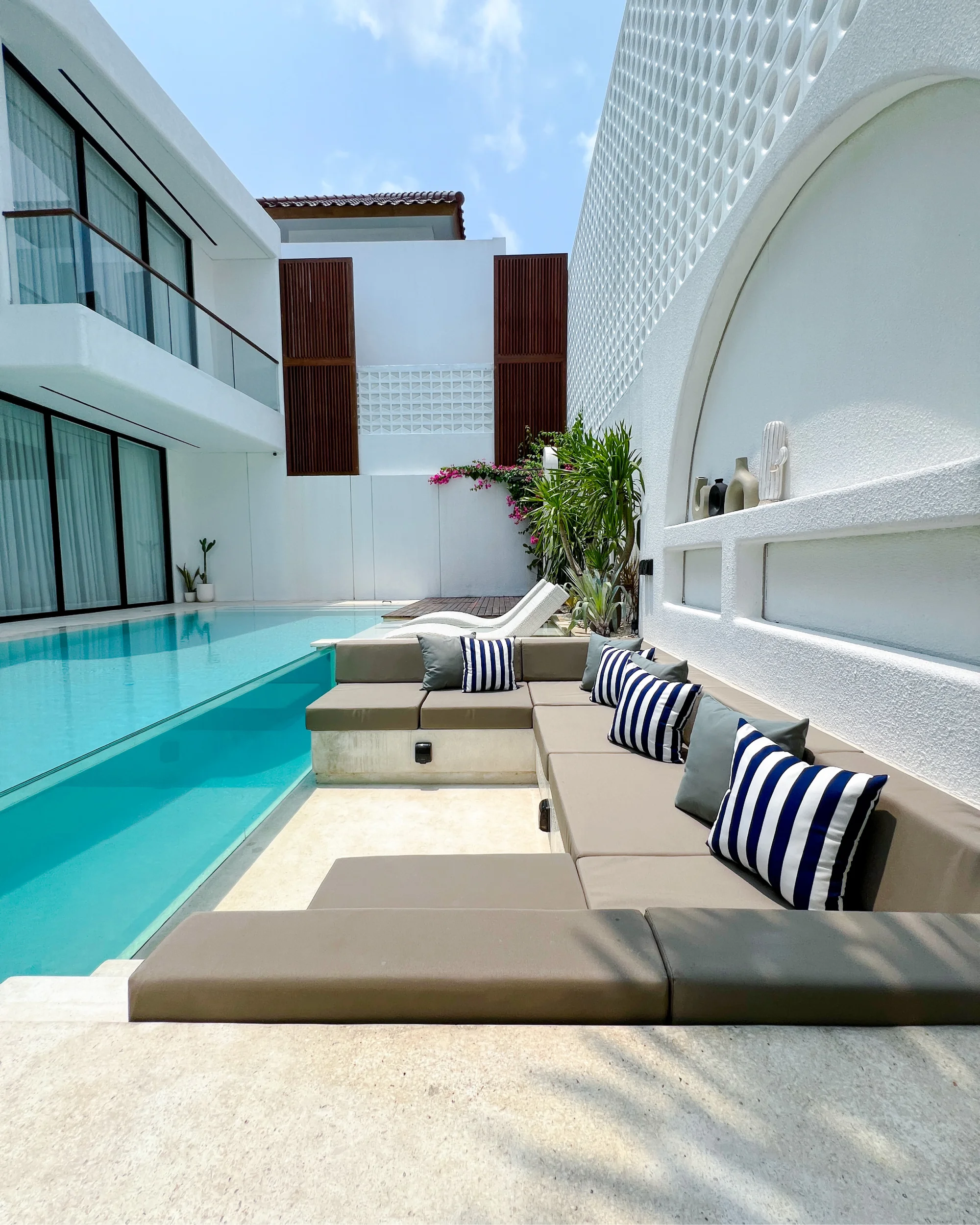 FENTA VILLA CANGGU — 6
