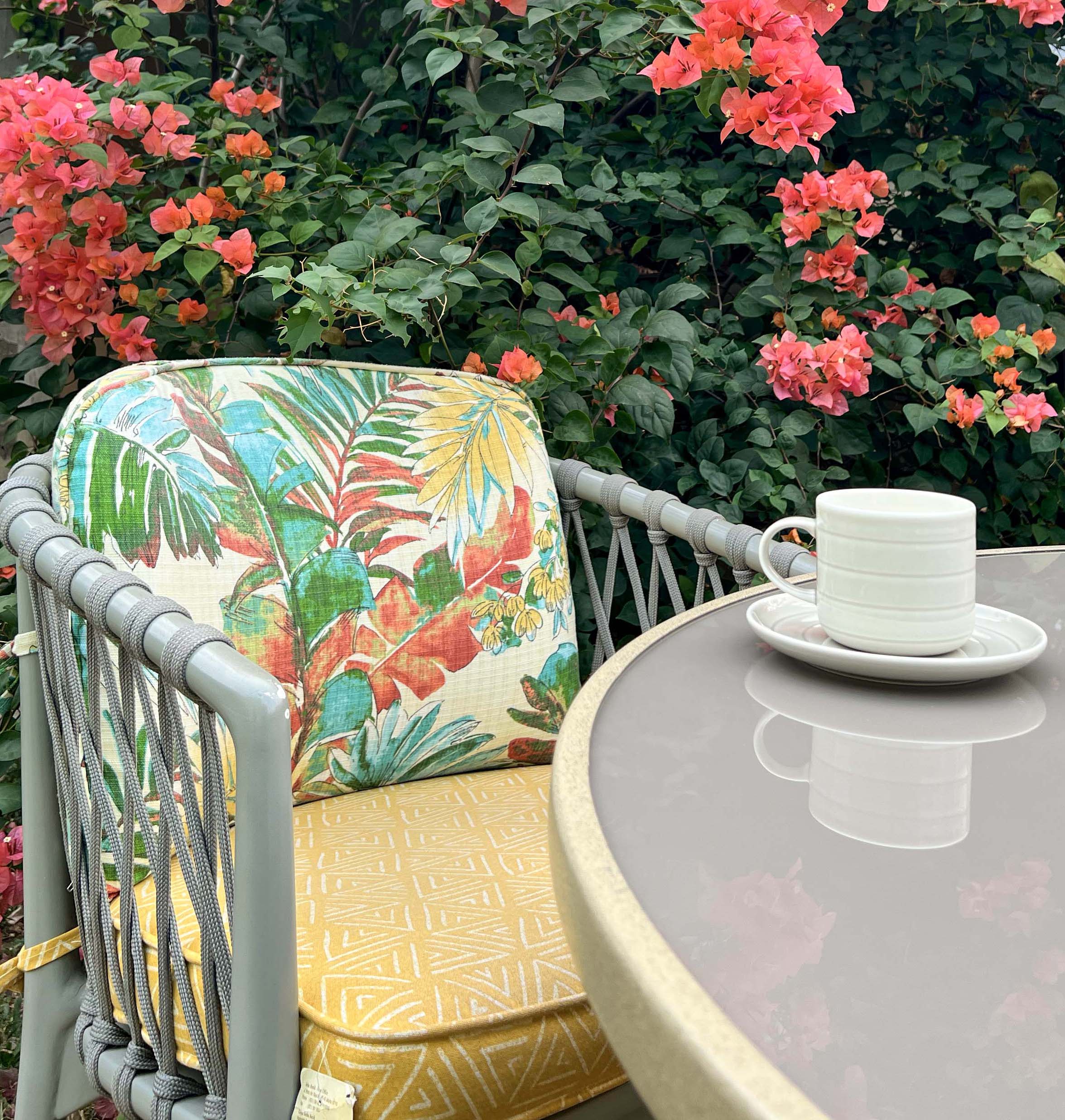 Ide Menarik Dengan Outdoor Fabric: Kreativitas Dalam Desain Luar Ruangan