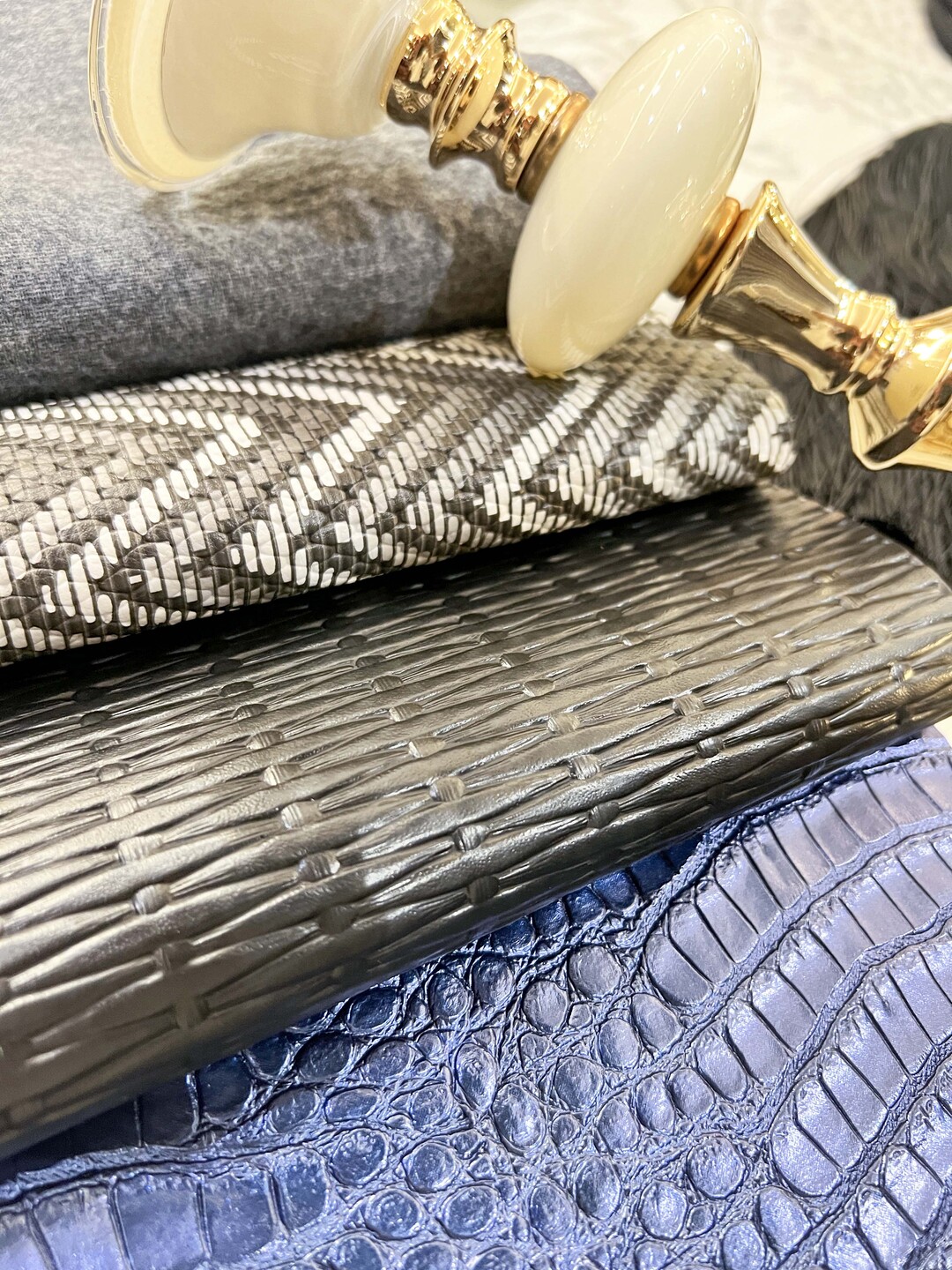 Menemukan Indoor Fabrics Ideal untuk Gorden Ruang Utama Anda