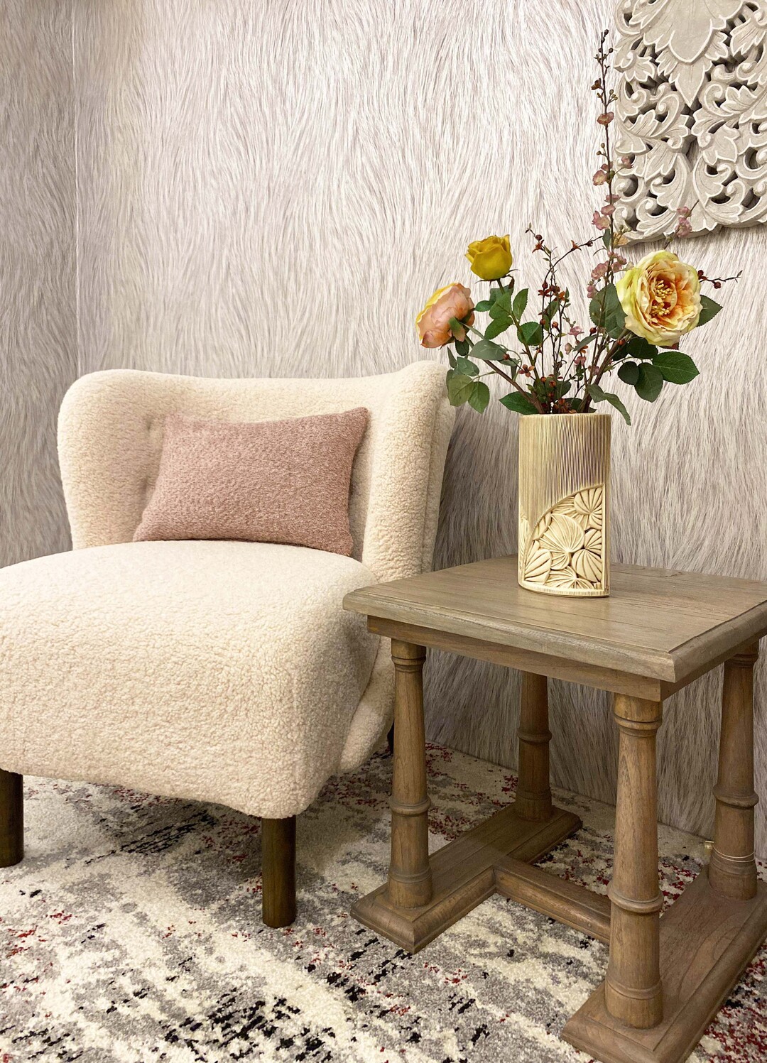 Armchair yang Elegan, Sentuhan Mewah untuk Ruang Santai Anda!